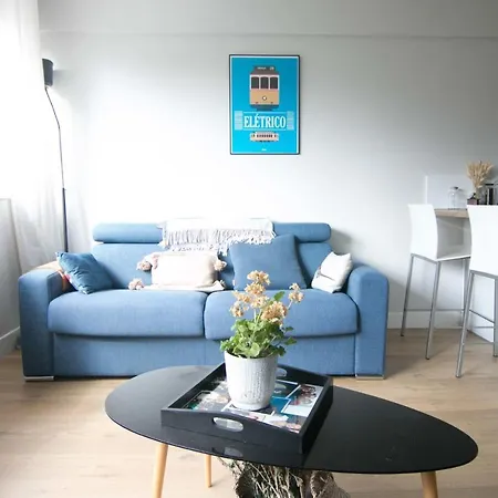 Nice Bright Apartment In Lille דירה *